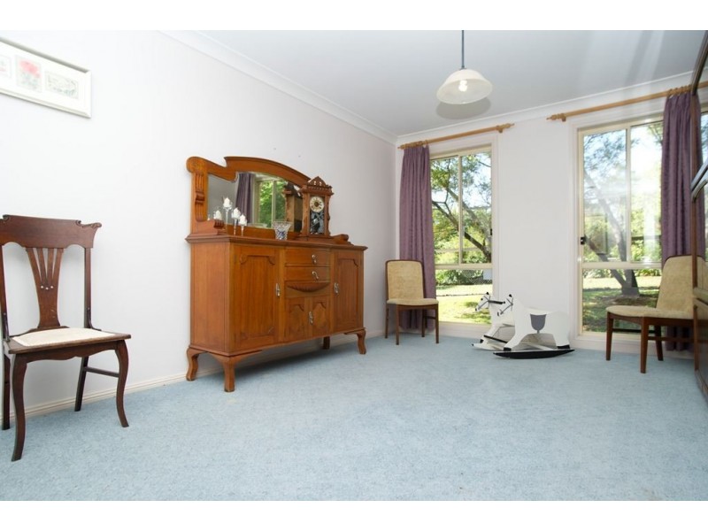 38 Gray St, Scone NSW 2337