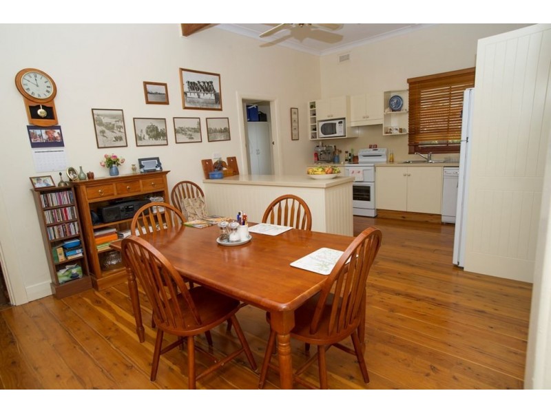 87 Waverley St, Scone NSW 2337