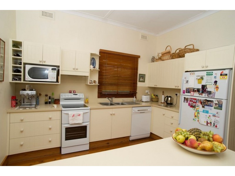 87 Waverley St, Scone NSW 2337