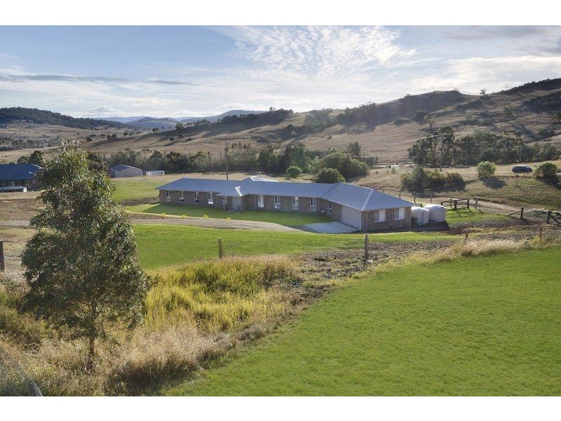 7 Lighthorse Parade, Scone NSW 2337