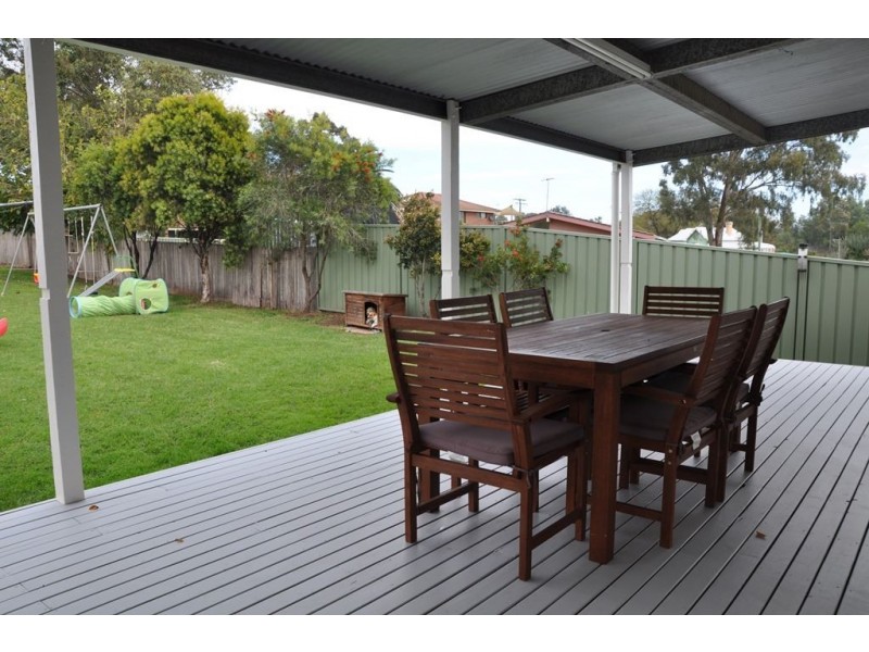 27 Philip St, Scone NSW 2337