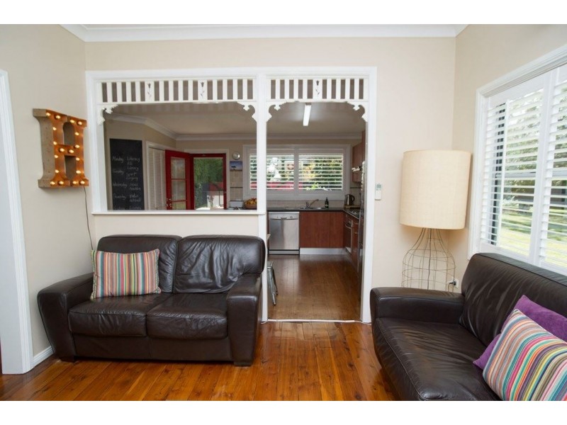 98 St Aubins St, Scone NSW 2337