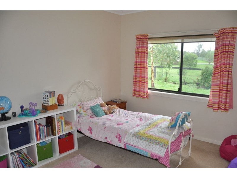 6. Derby Cl, Scone NSW 2337