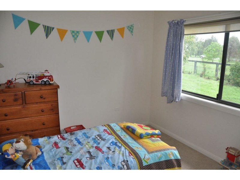 6. Derby Cl, Scone NSW 2337