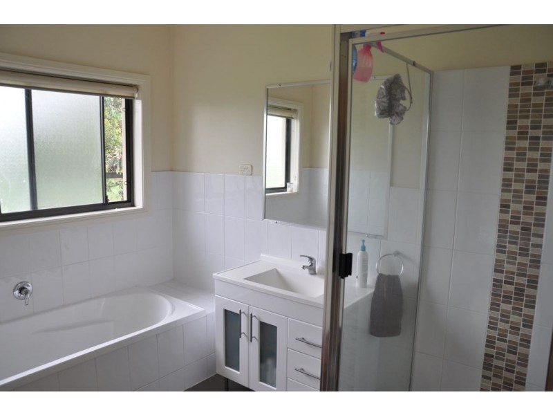 6. Derby Cl, Scone NSW 2337