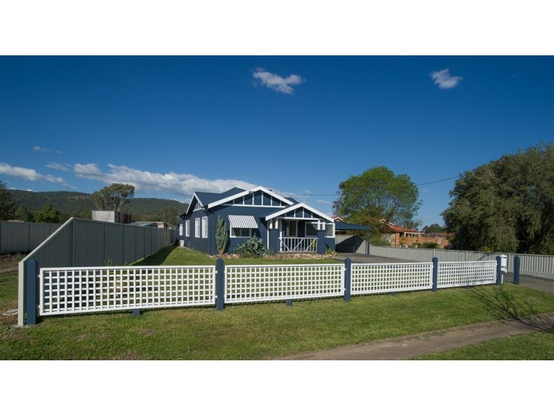 10 Kelly St, Scone NSW 2337