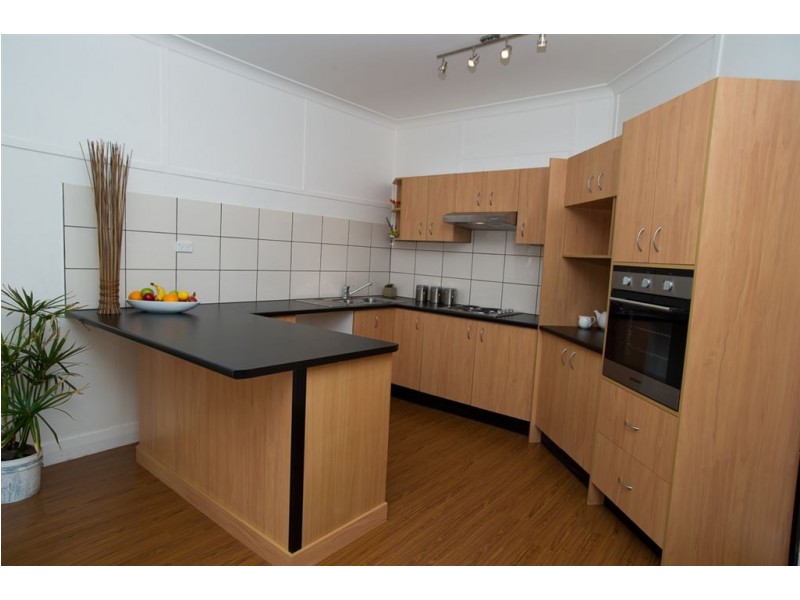 10 Kelly St, Scone NSW 2337