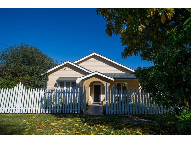 13 Main St, Scone NSW 2337