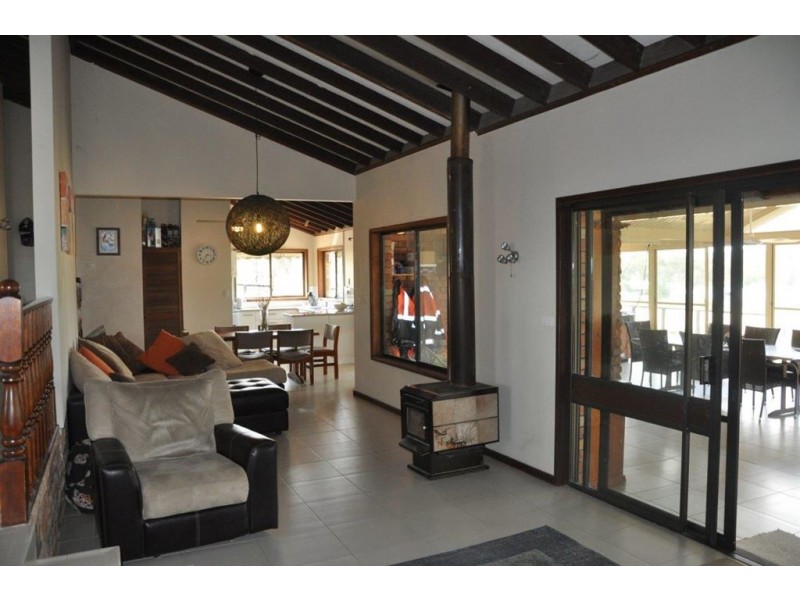 492 Middlebrook Rd, “Gunnlands”, Scone NSW 2337