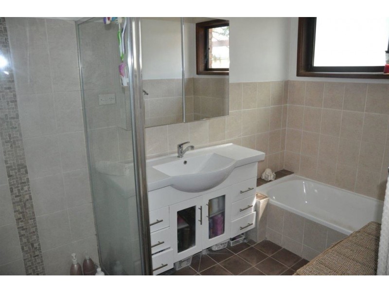 492 Middlebrook Rd, “Gunnlands”, Scone NSW 2337