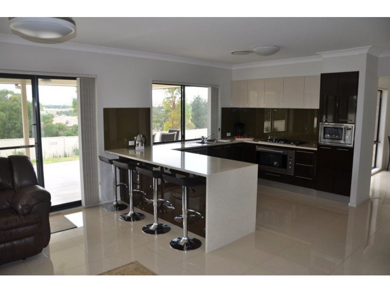 38 Collins St, Merriwa NSW 2329