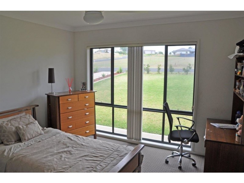 38 Collins St, Merriwa NSW 2329
