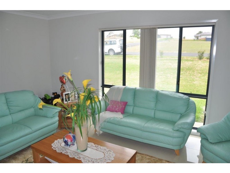 38 Collins St, Merriwa NSW 2329