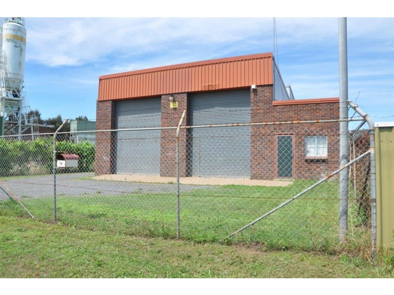 16 McLoughlin St, Scone NSW 2337