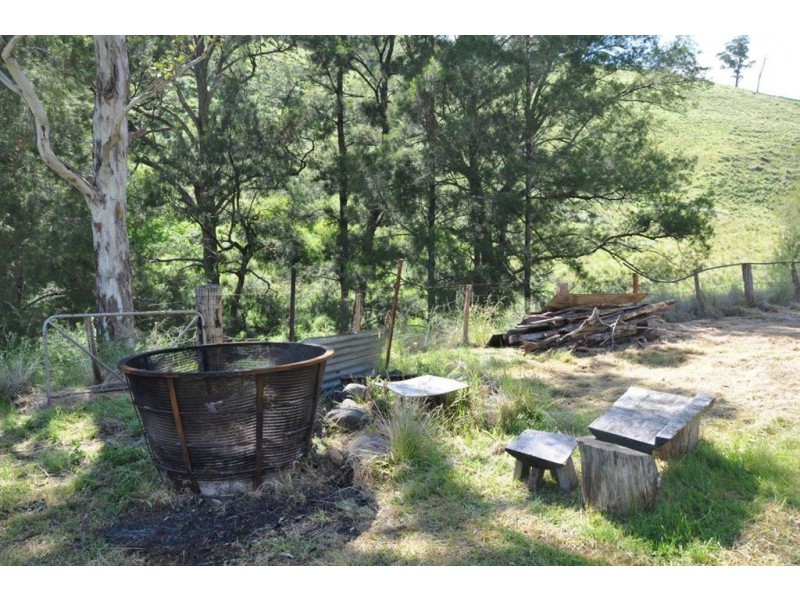 243 Carters Rd, “Burradah”, Stewarts Brook NSW 2337