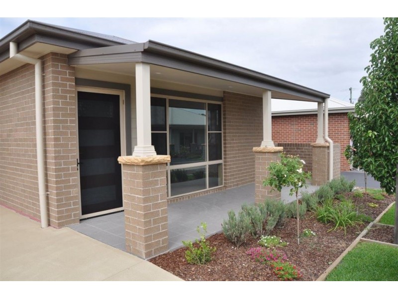 . “Strathearn Villas”, Gundy Rd, Scone NSW 2337