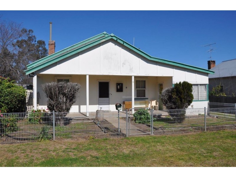 125 St Aubins St, Scone NSW 2337