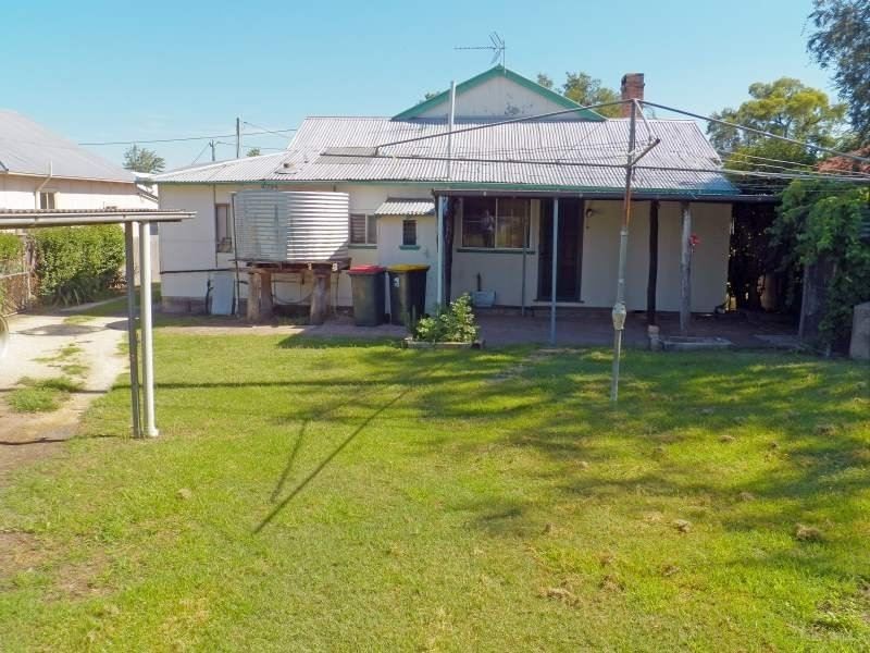 125 St Aubins St, Scone NSW 2337