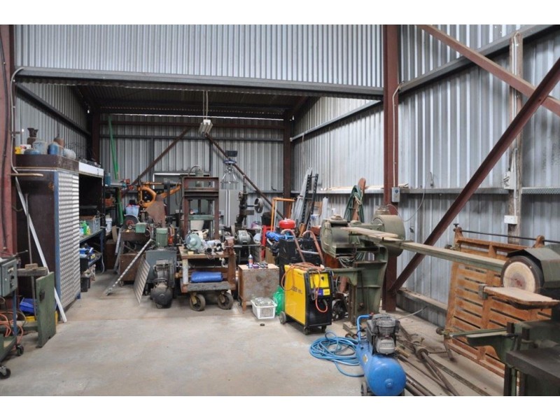 16 McLoughlin St, Scone NSW 2337