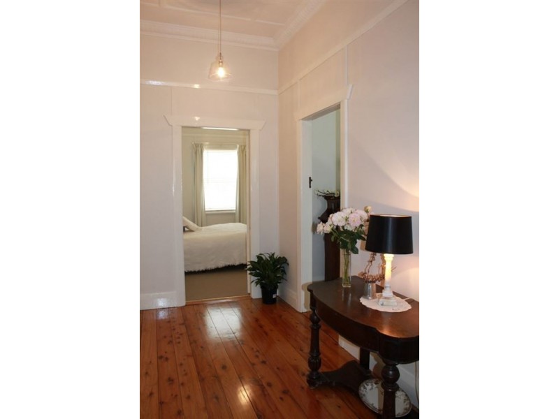 50 Oxford Rd, Scone NSW 2337