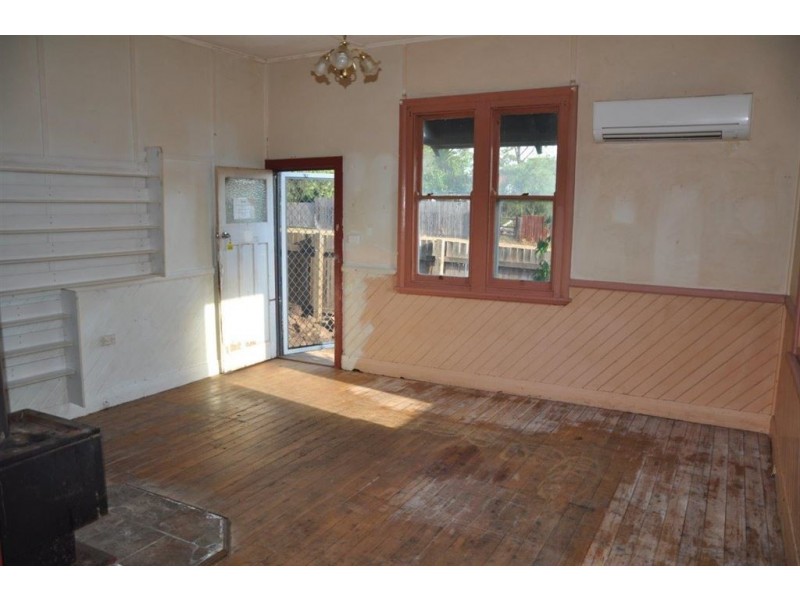 4 Birrell St, Scone NSW 2337