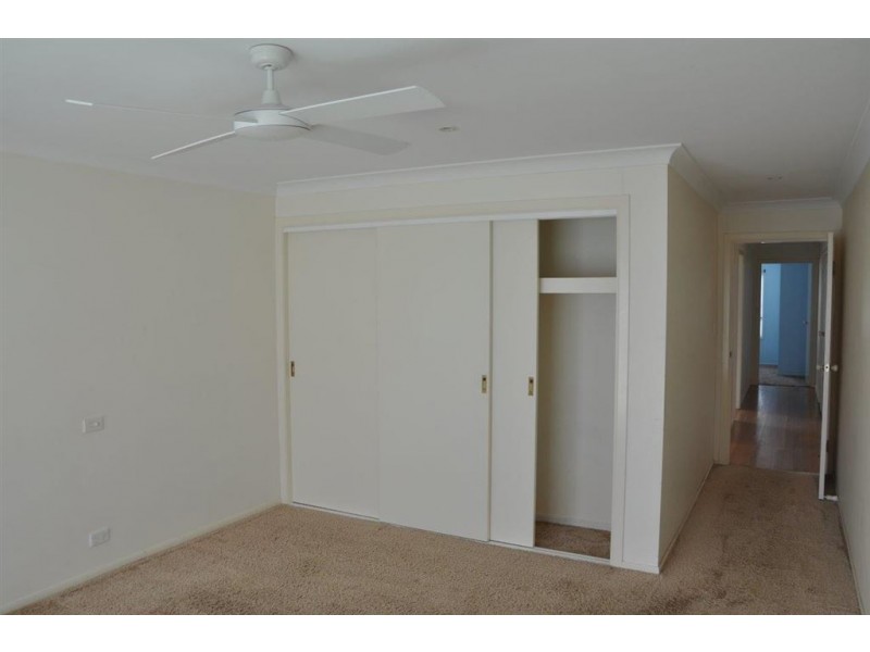 36 Bedford St, Aberdeen NSW 2336