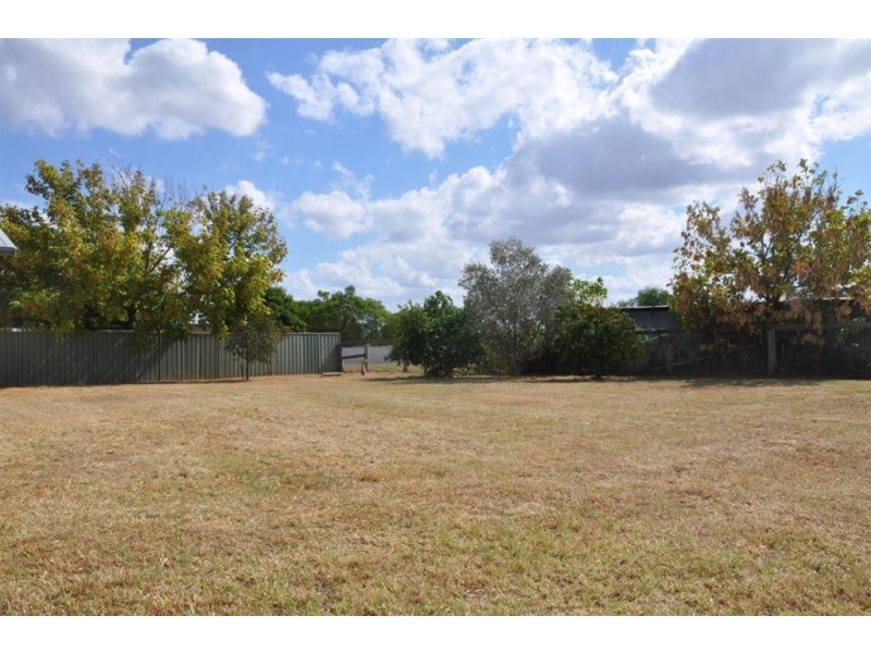 36 Bedford St, Aberdeen NSW 2336