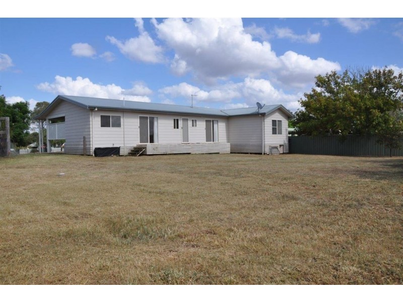 36 Bedford St, Aberdeen NSW 2336