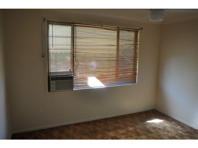 2 Seaward Ave, Scone NSW 2337