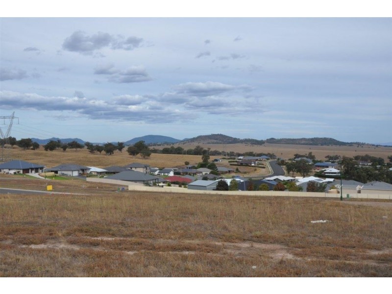 . Widden Close, Scone NSW 2337
