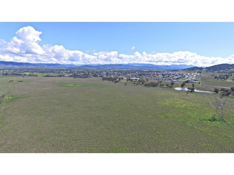 . New England Hwy & Gundy Rd, “St Aubins Estates”, Scone NSW 2337