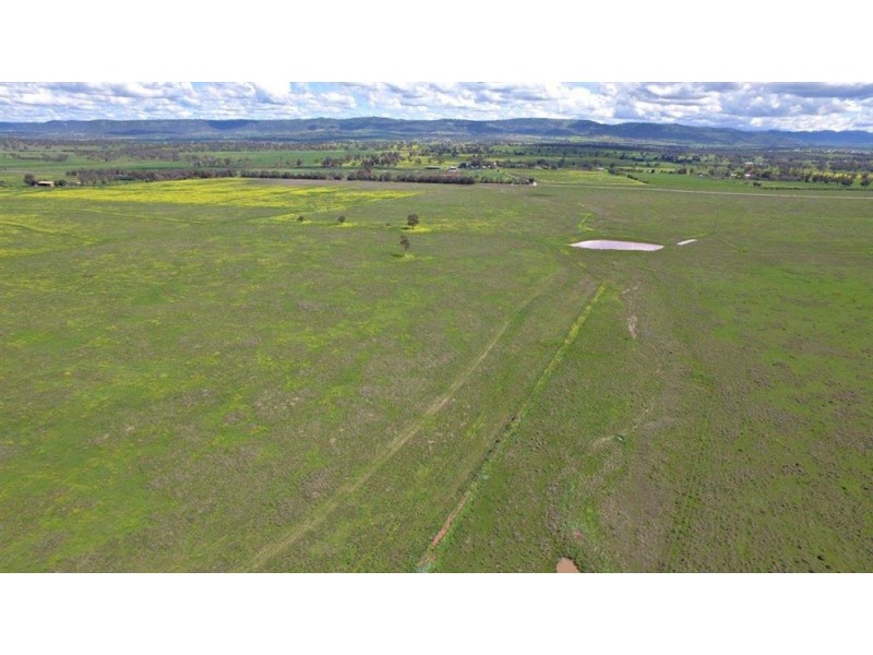 . New England Hwy & Gundy Rd, “St Aubins Estates”, Scone NSW 2337