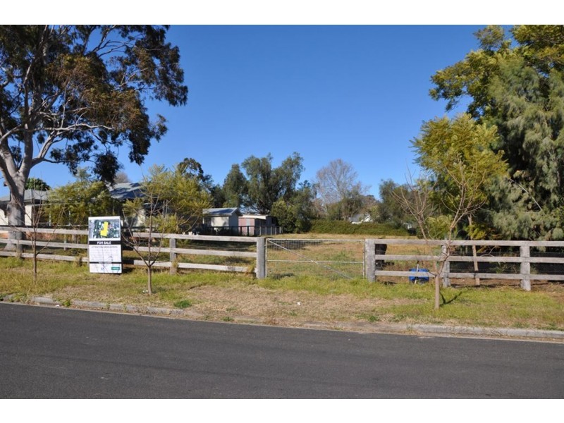 11 Philip St, Scone NSW 2337