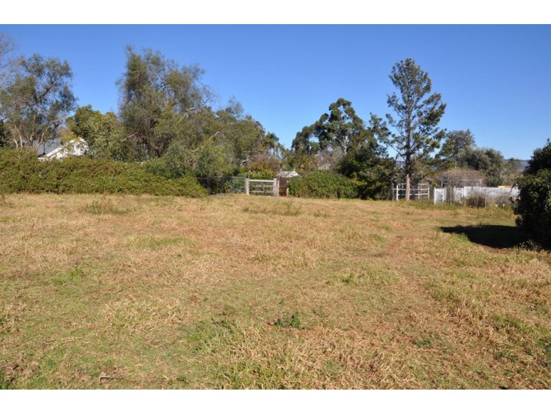 11 Philip St, Scone NSW 2337