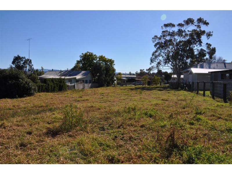 11 Philip St, Scone NSW 2337