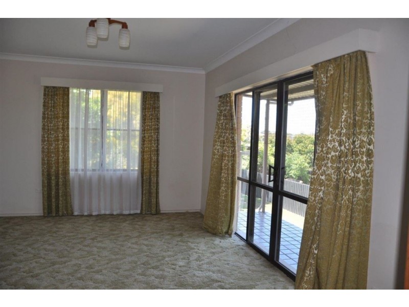 66 Barton St, Scone NSW 2337