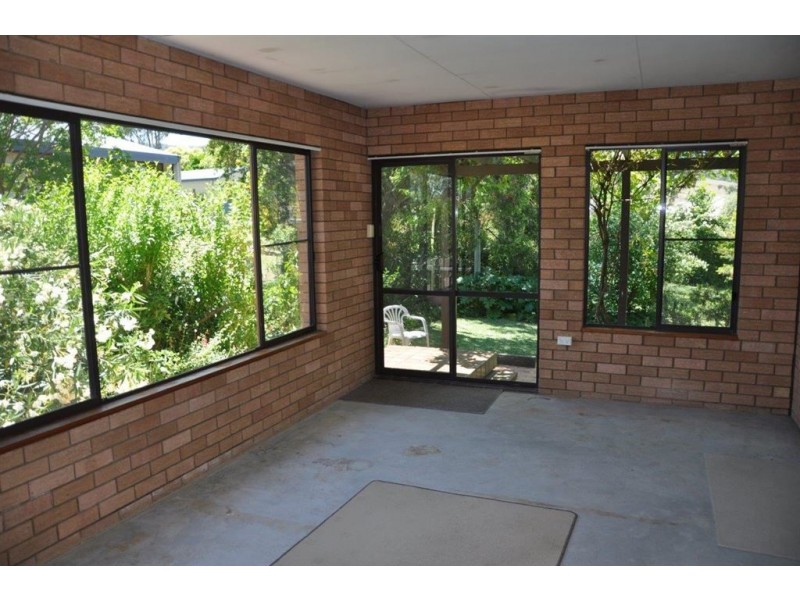 66 Barton St, Scone NSW 2337