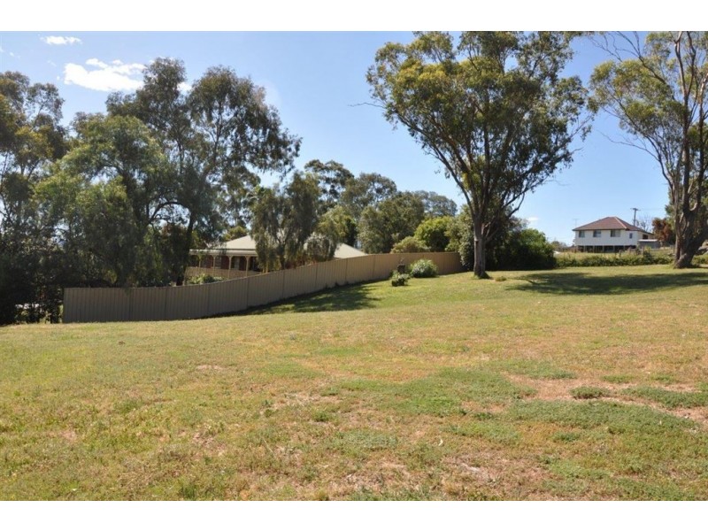 82 Bedford St, Aberdeen NSW 2336