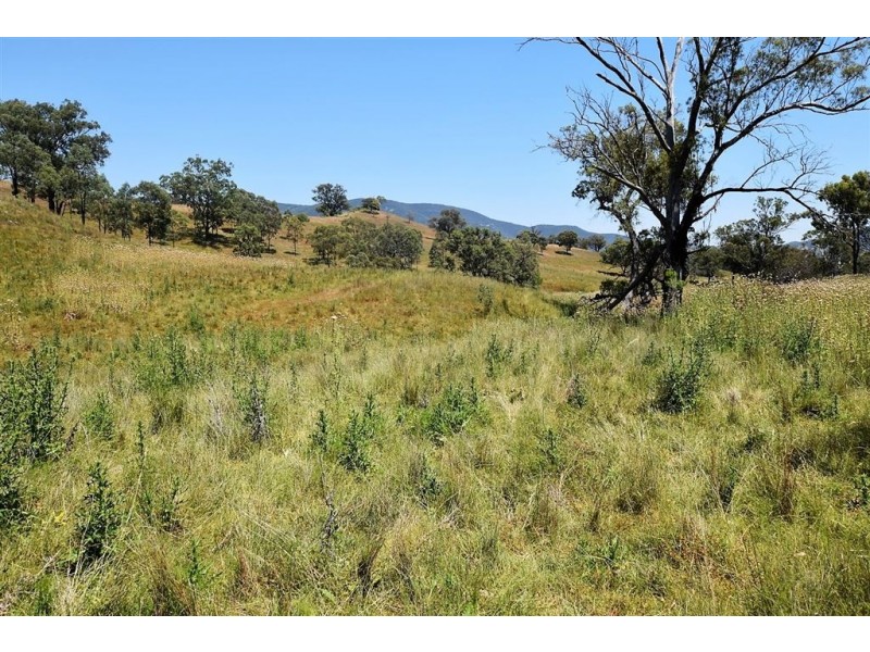 . “Jura”, Waverley Rd, Gundy NSW 2337