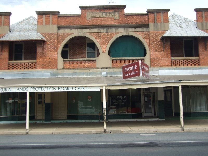 72 Albury Street, Holbrook NSW 2644