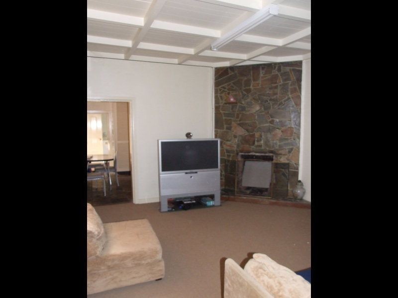 72 Albury Street, Holbrook NSW 2644