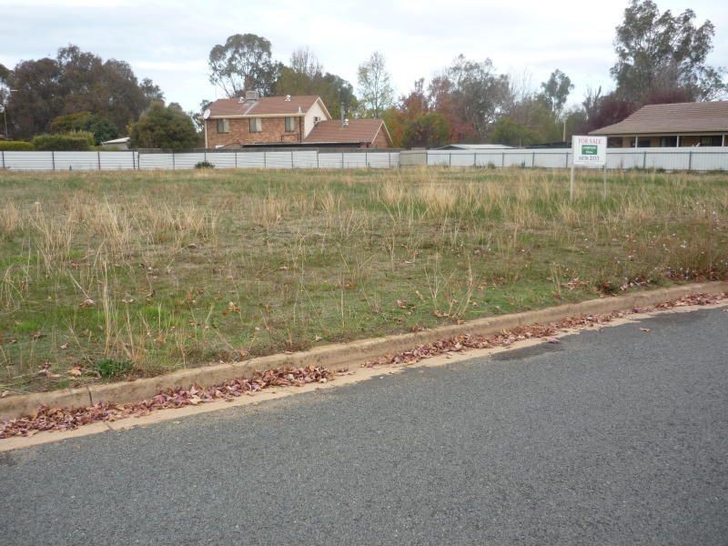 18-20 Vine Street, Holbrook NSW 2644