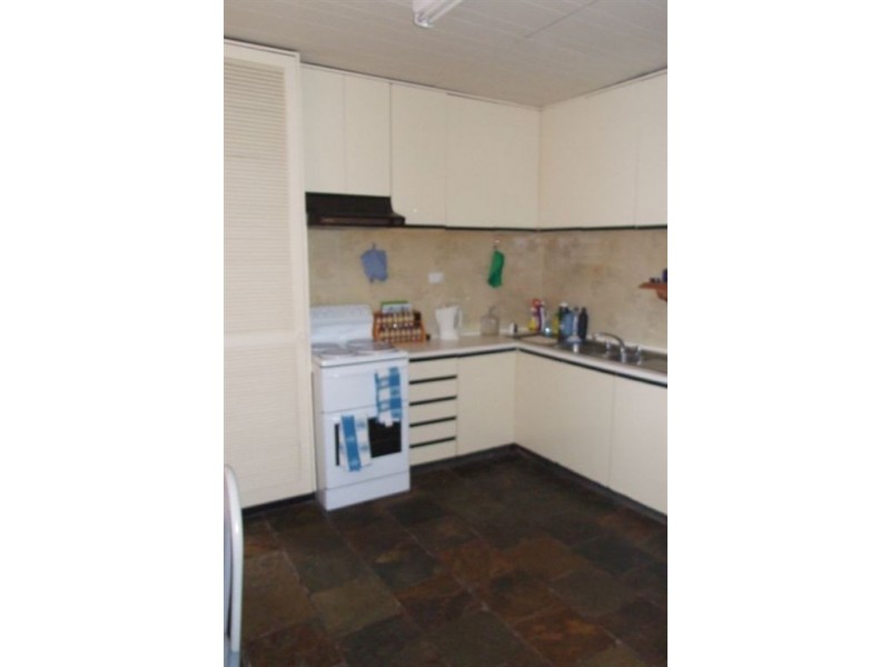 72 Albury Street, Holbrook NSW 2644