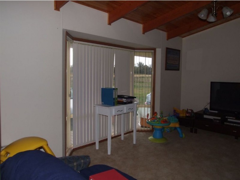 77 Tip Rd, Holbrook NSW 2644