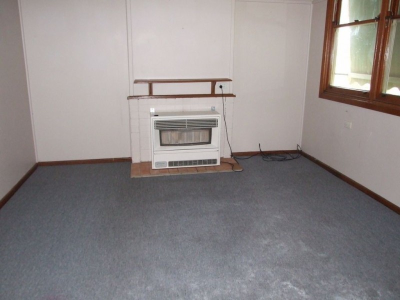 68 Swift st, Holbrook NSW 2644