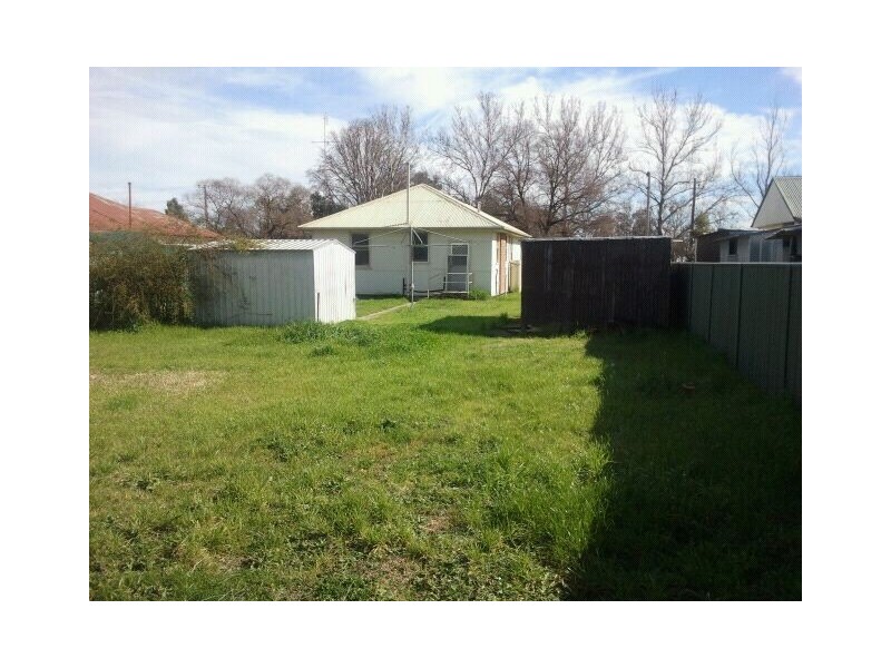 68 Swift st, Holbrook NSW 2644