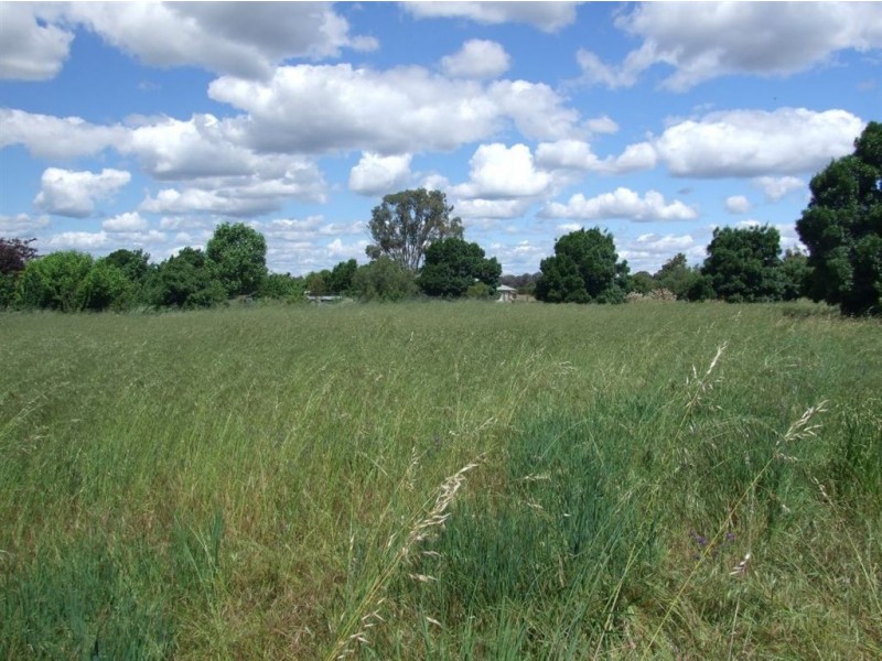 Lots 1 – 3 Third Avenue, Henty NSW 2658