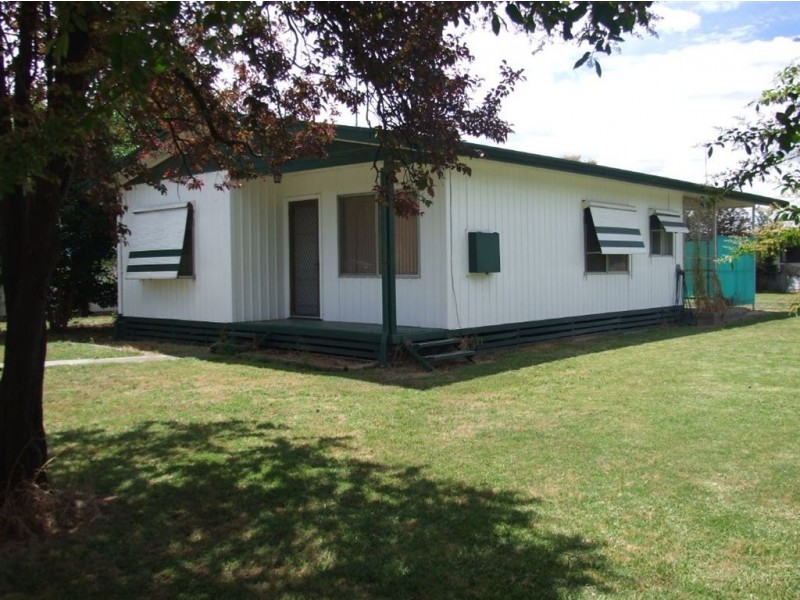 51 Young Street, Holbrook NSW 2644