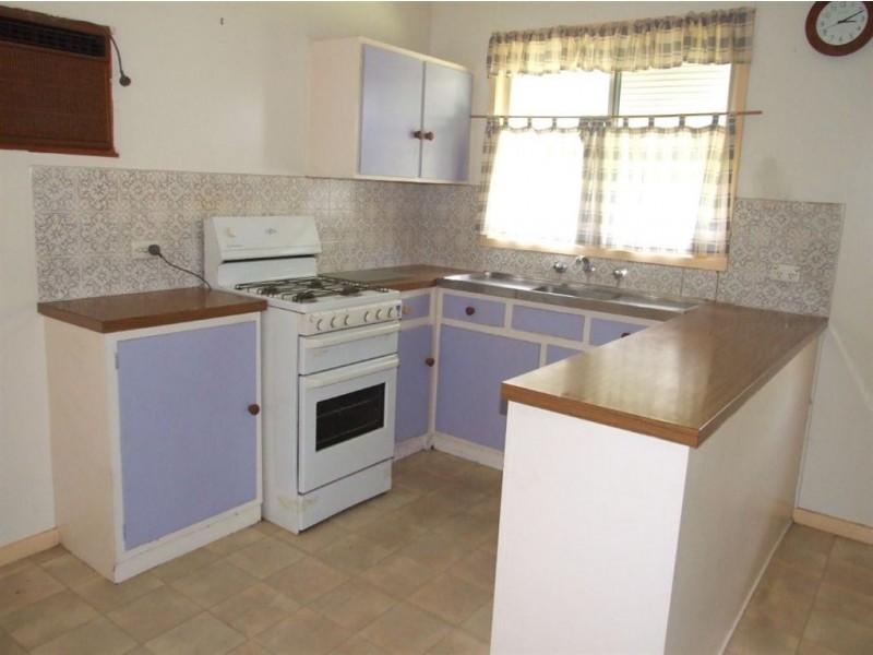 51 Young Street, Holbrook NSW 2644