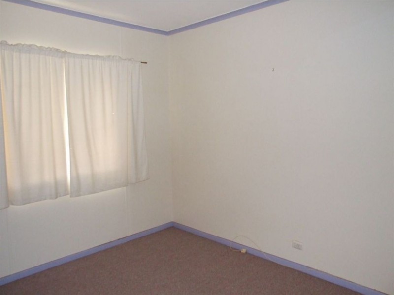 51 Young Street, Holbrook NSW 2644